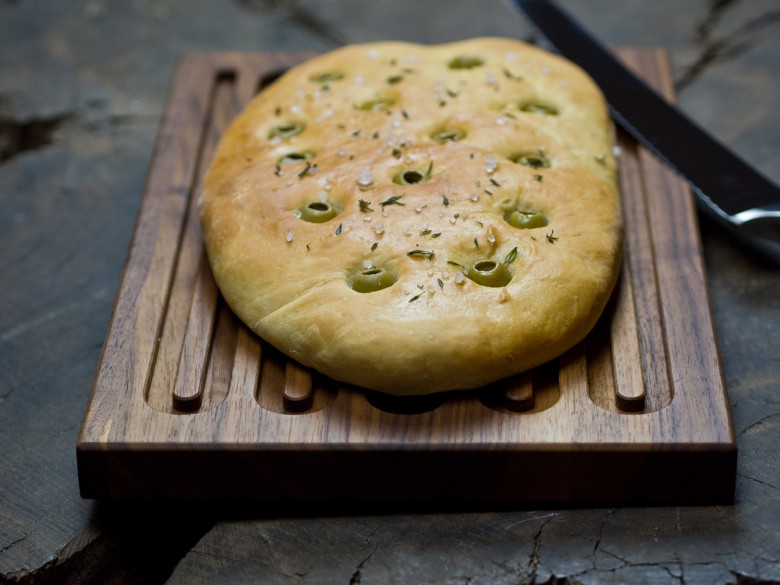 focaccia-mit-oliven